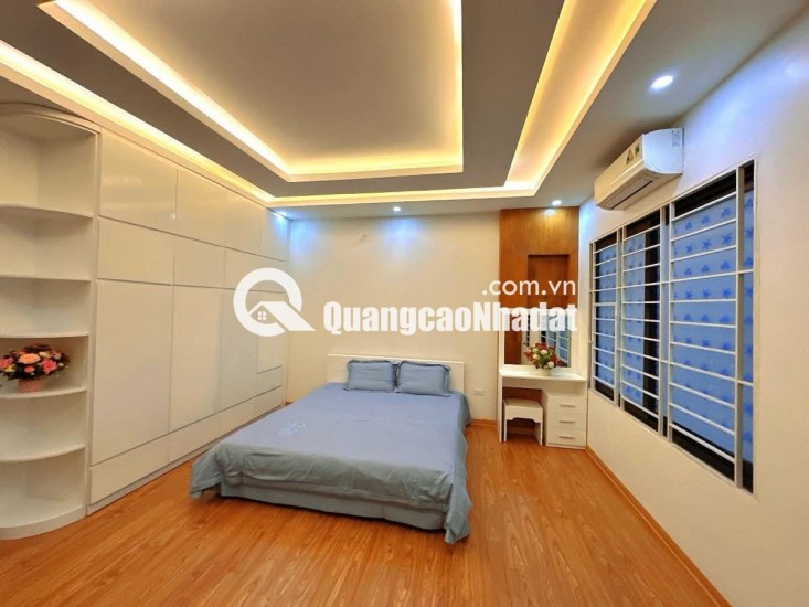 Bán nhà ngõ 132 cầu giấy 59m x5 tầng giá 15,5 tỷ ,cách ô tô 20m