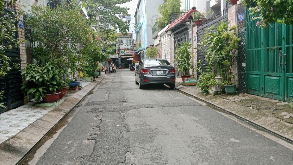 Nhà Đẹp Hẻm Xe Tải , Chủ cần bán gấp chuyển về Vinhomes