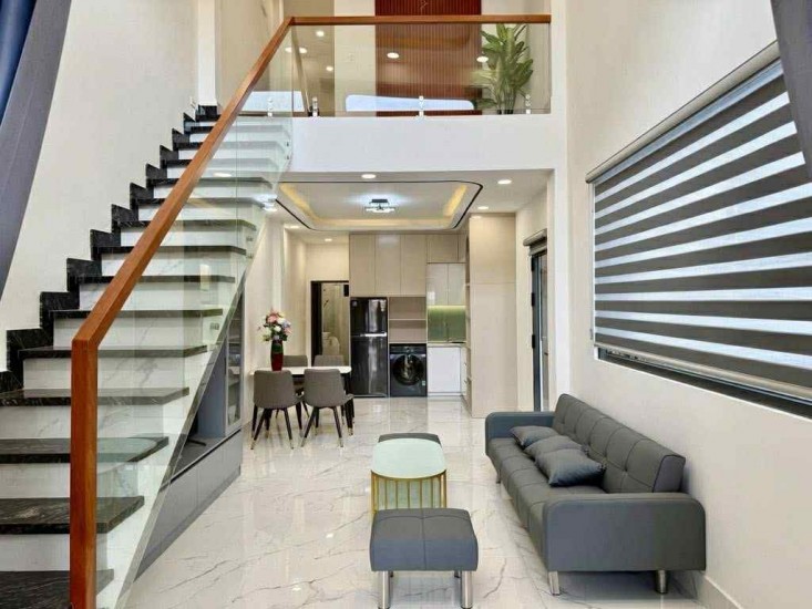 Nhà Dương Bá Trạc , diện tích 60m, có chổ để oto nhà 3 phòng ngủ