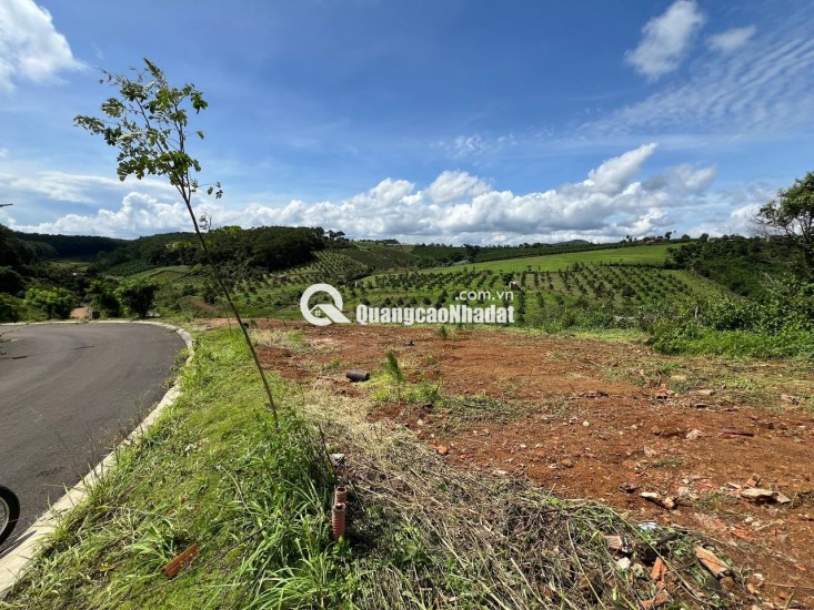 BÁN LÔ ĐẤT NỀN KHU NGHỈ DƯỠNG P2 BẢO LỘC, CÁCH NGÃ 5 ĐAMBRI 6 PHÚT ĐI XE