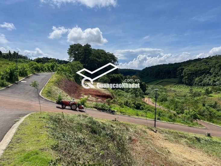 BÁN LÔ ĐẤT NỀN KHU NGHỈ DƯỠNG P2 BẢO LỘC, CÁCH NGÃ 5 ĐAMBRI 6 PHÚT ĐI XE