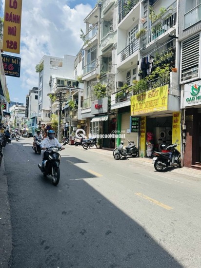 VIP QUẬN 3 - CÁCH MT VÀI BƯỚC -  HẺM XE HƠI -  5 TẦNG BTCT - VỊ TRÍ KINH DOANH ĐỈNH