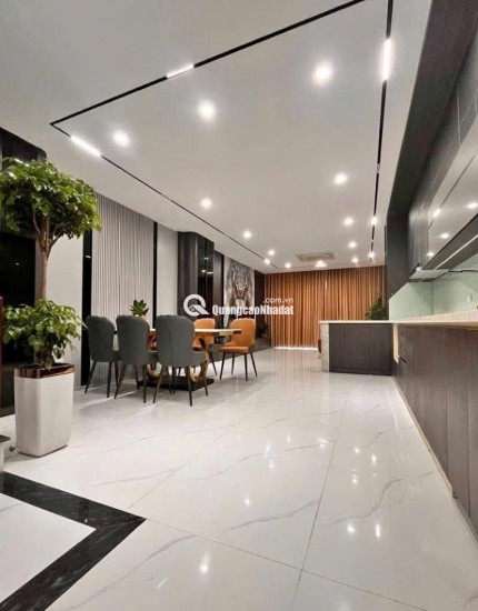 *GIỮ TIỀN- NHÀ MỚI 6 TẦNG THANG MÁY- LẠC LONG QUÂN/ XUÂN LA- DT 40m2, MT 4M- 10 TỶ
