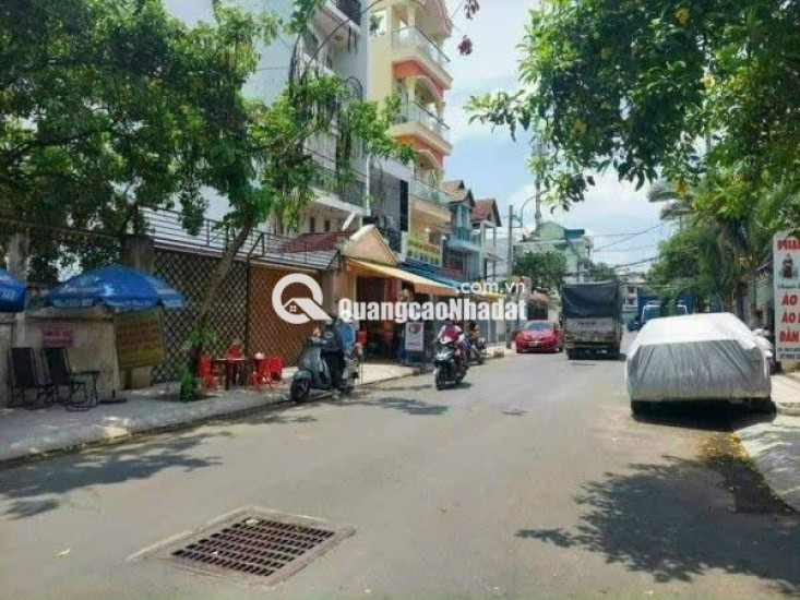 Chính chủ cần bán gấp lô đất vị trí đẹp 4 x 18m gần đường Dương Quảng Hàm, P6, Q. GV giá chỉ 8 tỷ