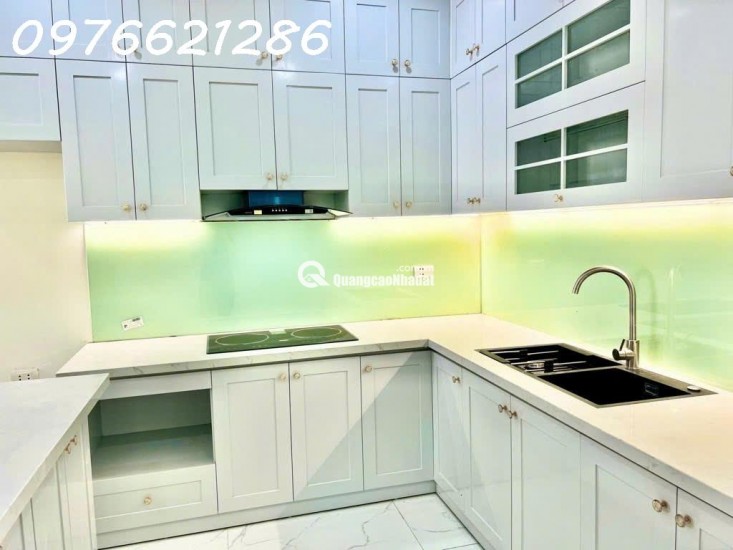 BÁN NHÀ 59M² GẦN CẦU CHUI – NGUYỄN VĂN CỪ, Ô TÔ ĐỖ CỔNG – DÂN XÂY 3 TẦNG CHẮC CHẮN, GIÁ CHỈ HƠN 6 TỶ