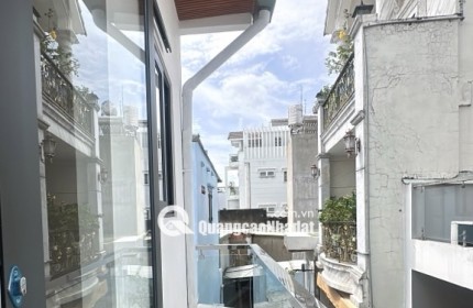 nhà mới 3 tẩng chỉ nhỉnh 2 tỷ