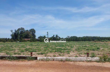 Bán đất phía sau chợ Thái Bình, 300m2 sẵn thổ cư, sổ sẵn, sang tên chỉ từ 285tr