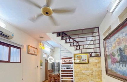 CỰC HIẾM LÔ GÓC HOÀNG HOA THÁM GẦN PHỐ NGÕ THÔNG KINH DOANH 50M² X 4 TẦNG 11 TỶ