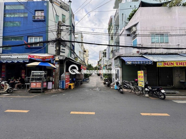 Bán nhà Hẻm ô tô ngay phố ẩm thực Phú Thọ Hòa, 67m2, 2 tầng, Vị trí kinh doanh, Chỉ 7tỷ nhỉnh