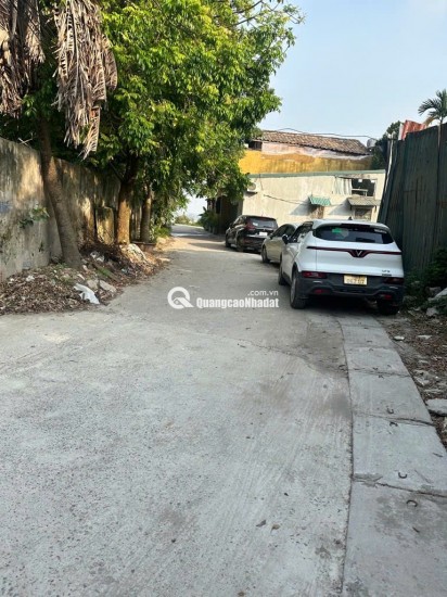 Bán nhà ngõ 465 Ngọc Thuỵ 40m x 3T oto tránh, oto vào nhà chỉ nhỉnh 6 tỷ. LH 0936123469