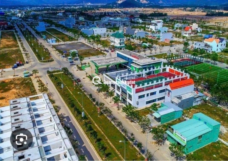 Bán đất thổ cư Nguyễn Tất Thành, Liên Chiểu, Đà Nẵng. 210m2, sổ đỏ, giá 14.5 tỷ, hướng Đông Nam. LH: 0877661879