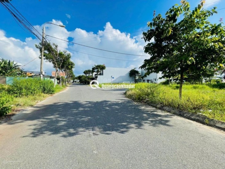 Bán đất thổ cư 105m2 đường Mai Văn Ngọc, Hòa Hiệp Nam, Liên Chiểu, Đà Nẵng. Giá 4.2 tỷ, sổ đỏ, hướng Đông Nam. LH: 0877661879