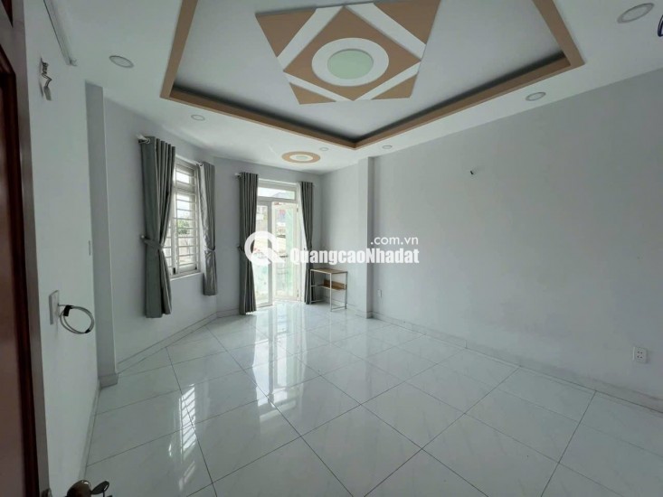 Bán nhà hẻm 5m đường 18B, phường Bình Hưng Hòa A, quận Bình Tân, 3 lầu, 5.6 TL