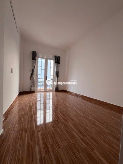 NHÀ 3 LẦU NHỎ ĐẸP – THIẾT KẾ SANG TRỌNG – HẺM XE HƠI 6M – NGAY TT THỊ TRẤN NHÀ BÈ – HUỲNH TẤN PHÁT - GIÁ 2xx TỶ