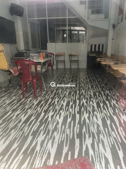 Bán nhà sát mặt Tiền Tân Hương, Hẻm 5m xe tải thông, 49m2, 3 tầng, Chỉ 7 tỷ xíu