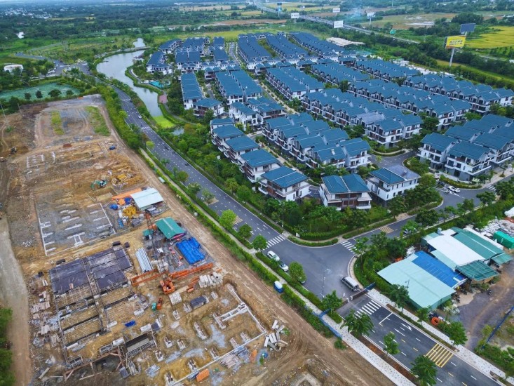 BÁN NHÀ Ở XÃ HỘI NGAY TẠI TRUNG TÂM THỊ TRẤN LONG THÀNH