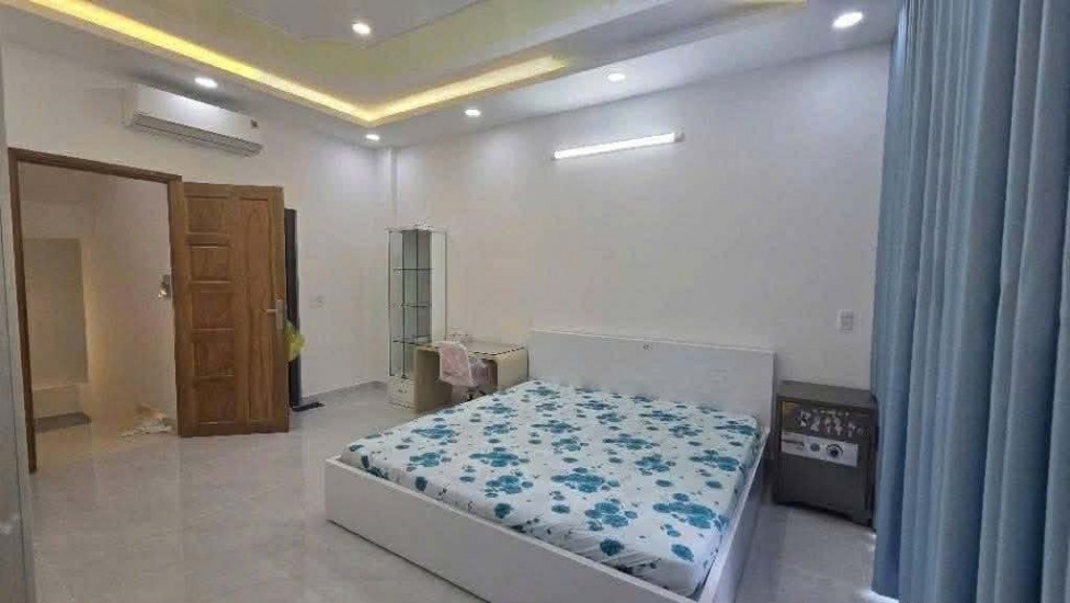 NHÀ HẺM XE TẢI- TẶNG NỘI THẤT CAO CẤP - 38M2 - 8.75 TỶ Âu Cơ, Tân Hòa, Tân Bình