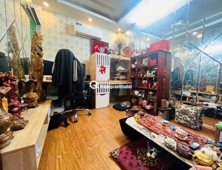 Bán nhà Vũ Tông Phan – 33m x 5 tầng mới – Ô tô đỗ cách 15m – 2 mặt thoáng, phù hợp ở kết hợp kinh doanh