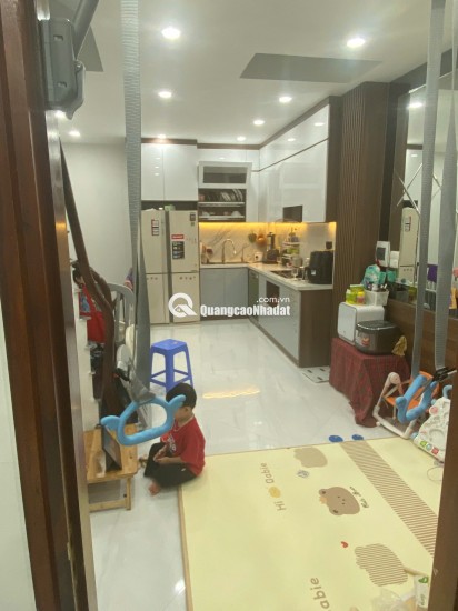 Tôi bán gấp căn nhà đẹp ở luôn ngõ 101 Thanh Nhàn, 38m2, 5 tầng, 6 phòng ngủ giá 12 tỷ có TL