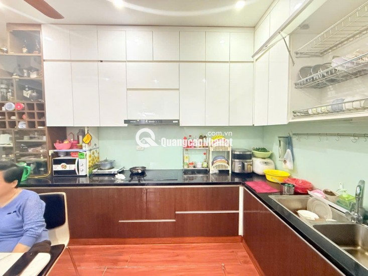 BÁN NHÀ 62M2 – 4 TẦNG -THANG MÁY – Ô TÔ – QUAN NHÂN – THANH XUÂN .