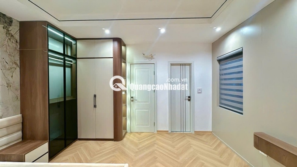 BÁN NHÀ – HOÀNG VĂN THÁI – THANH XUÂN-6 TẦNG – THANG MÁY– Ô TÔ