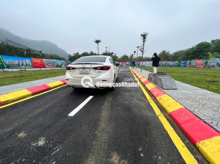 SỐC ĐẤT HÀ NỘI - GIÁ 2,3 TỶ GẦN ĐẠI HỌC QUỐC GIA - TRƯỜNG FPT