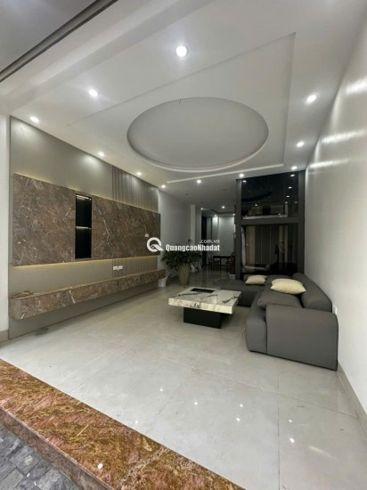 Nhà đẹp Chiến Thắng- Văn Quán– 40 m², 5 tầng, ô tô  – giá 11.6 tỷ .