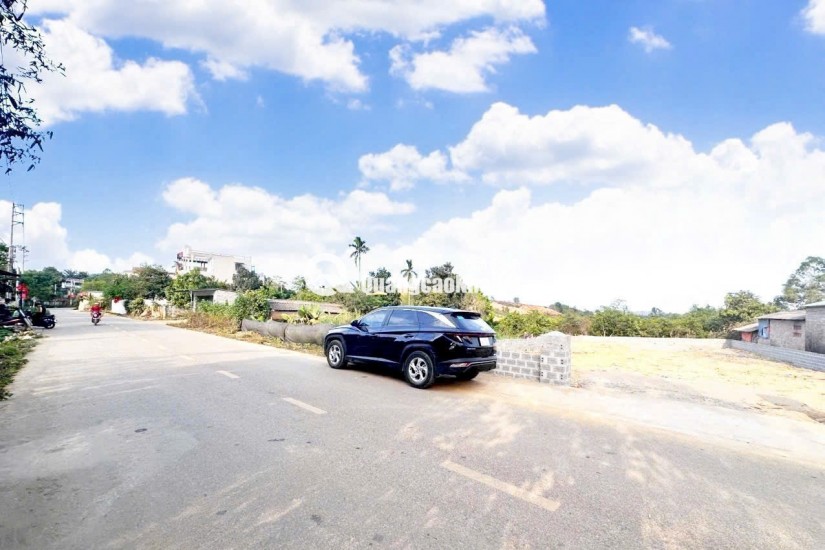 Siêu phẩm cho bác nào muốn xây biệt thự, hoặc nhà xưởng  tại Đồng Vàng - Phú Mãn - Quốc Oai - Diện tích : 451m2  giá 16tr/m