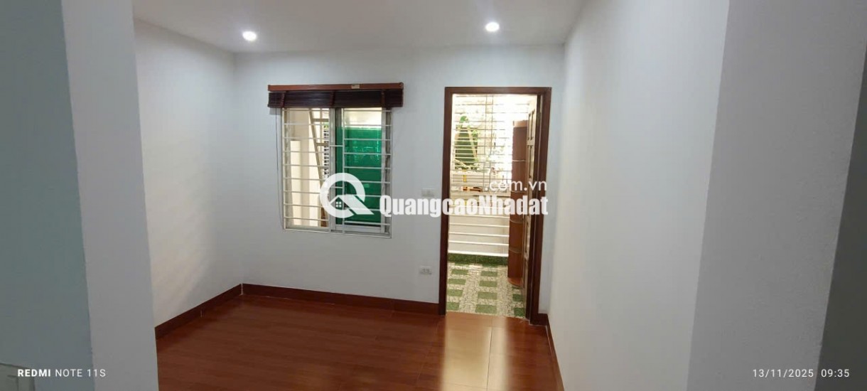 Bán Nhà 34m2- 5 tầng, full nội thất cao cấp– Đường Láng – Đống Đa– Ngõ Nông