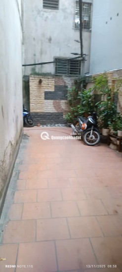 Bán Nhà 34m2- 5 tầng, full nội thất cao cấp– Đường Láng – Đống Đa– Ngõ Nông