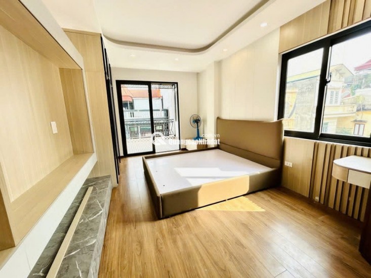  BÁN NHÀ HOÀNG MAI- LÔ GÓC - Ô TÔ - KINH DOANH THÔNG TỨ PHÍA  : 37M* 5 TẦNG * 8.95 tỷ ( Thương lượng)