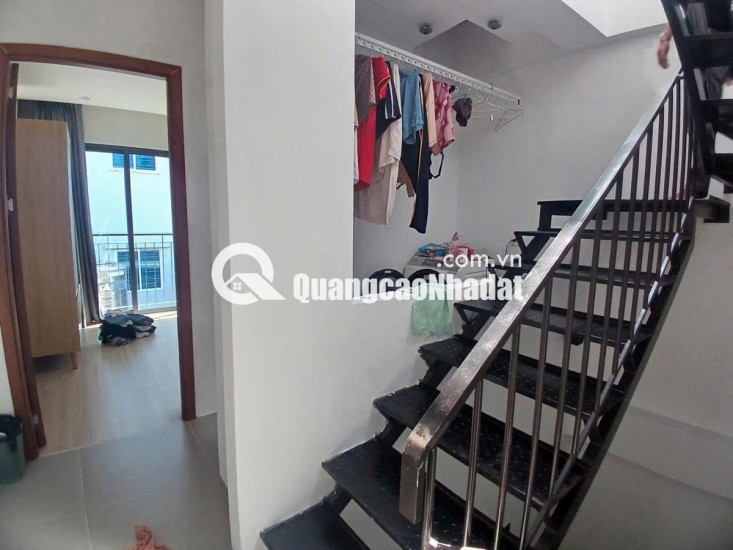 NHÀ 3 MẶT THOÁNG - CÁCH Ô TÔ 80M.