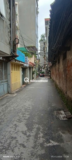 Siêu hiếm – Nhà lô góc Nguyễn Chí Thanh 58m2 – Mặt tiền 4.5m– ô tô vào nhà – Ngõ thông- 26 tỷ.