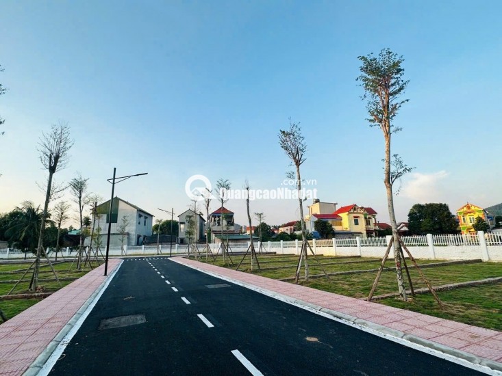 Chính chủ vk ck em  làm việc cho một cty ở Hà Nội - Đã có sổ   giá . .  nhỉnh 1ty