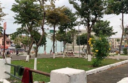 NHÀ HẺM XE HƠI - TRUNG TÂM HẠNH THÔNG GIÁP SÂN BAY - 30M2 - 5.18 TỶ