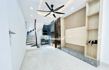  BÁN NHÀ HOÀNG MAI- LÔ GÓC - Ô TÔ - KINH DOANH THÔNG TỨ PHÍA  : 37M* 5 TẦNG * 8.95 tỷ ( Thương lượng)