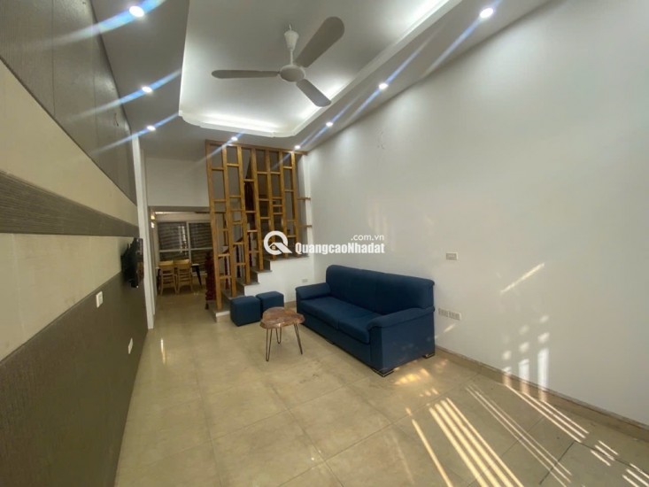 NHÀ ĐẸP HỒNG TIẾN Ở NGAY - GẦN PHỐ GẦN Ô TÔ - TẶNG NỘI THẤT - 30M 5 TẦNG NHỈNH 7 TỶ