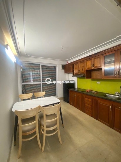 NHÀ ĐẸP HỒNG TIẾN Ở NGAY - GẦN PHỐ GẦN Ô TÔ - TẶNG NỘI THẤT - 30M 5 TẦNG NHỈNH 7 TỶ