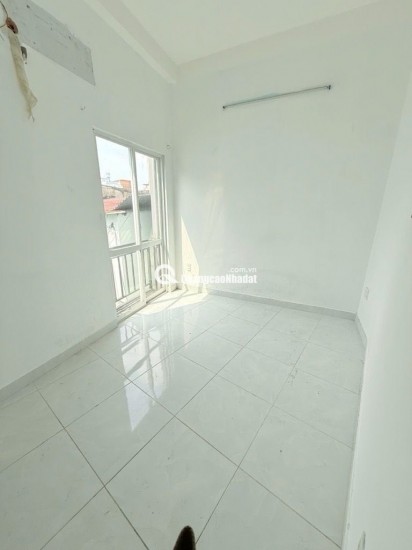 DÒNG TIỀN THU NHẬP TỐT - DIỆN TÍCH LỚN - 4 TẦNG  BTCT - SỔ NỞ HẬU.
P. BÌNH LỢI TRUNG