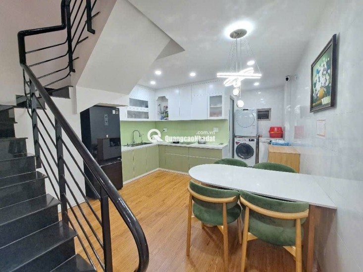 BÁN GẤP CHDV 5 TẦNG ĐƯỜNG SỐ NGUYỄN THỊ THẬP TT QUẬN 7 162m2 DÒNG TIỀN 23tr/THÁNG