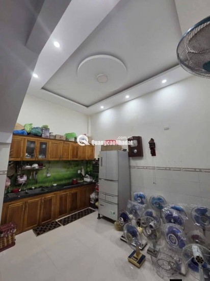 SIÊU PHẨM NHÀ 2 MẶT TIỀN TRUNG TÂM CHỢ DINH – LÊ VĂN THỦ, QUY NHƠN