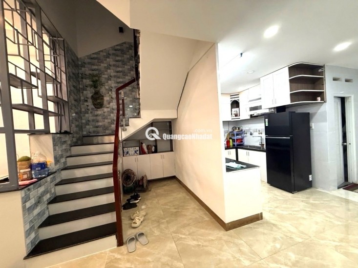 NHÀ ĐẸP 135M2, ĐƯỜNG 1A HOÀNG HỮU NAM, Q9 KẾT NỐI NHIỀU TIỆN ÍCH 6TỶ85