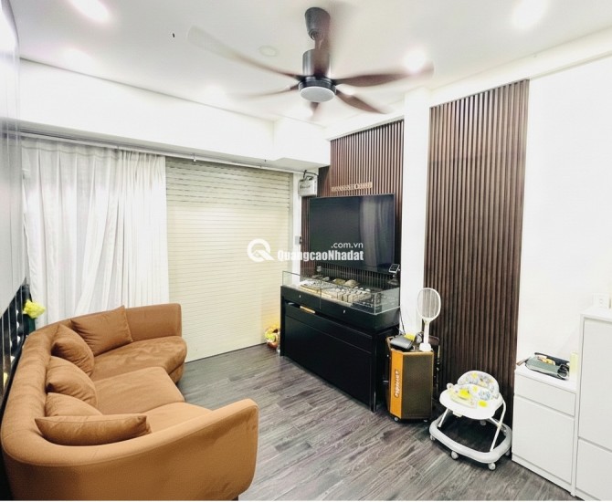 VỊ TRÍ VÀNG Q3 – HXH THẲNG TRỤC , VÀI BƯỚC RA CHỢ , VÀI MÉT RA MẶT TIỀN VƯỜN CHUỐI