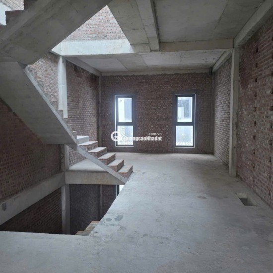 PHÂN LÔ - VỈA HÈ - OTO TRÁNH - KINH DOANH