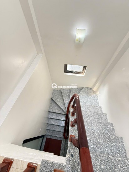 Bán nhà Lĩnh Nam – Hoàng Mai – Hà Nội – 32m2 – Mặt tiền 5m – 5 tầng – 3 ngủ - chào 6,8 tỷ.