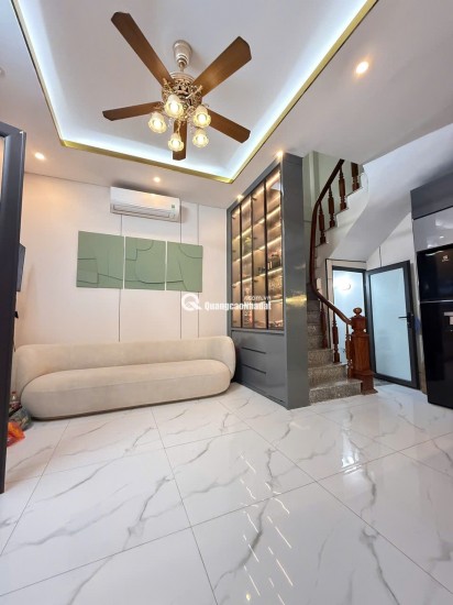 Bán nhà Lĩnh Nam – Hoàng Mai – Hà Nội – 32m2 – Mặt tiền 5m – 5 tầng – 3 ngủ - chào 6,8 tỷ.