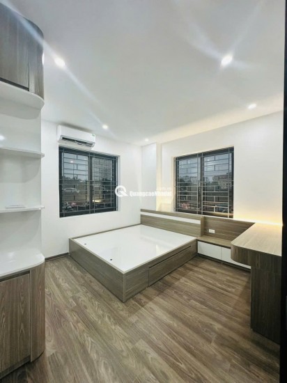 Bán căn hộ chung cư CT4A1 Bắc Linh Đàm, 76m², view hồ thoáng mát, nội thất đẹp long lanh.