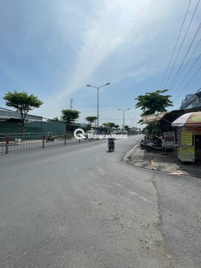   CHÍNH CHỦ BÁN LỖ NHÀ MỚI XÂY ĐỂ XOAY VỐN KINH DOANH – 1 TỶ 290 TRIỆU (TL)