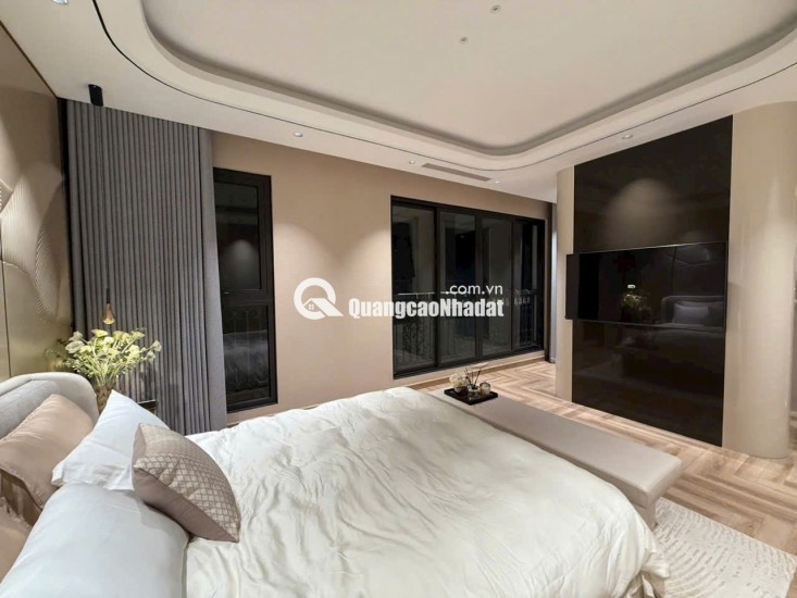 BÁN CĂN HỘ TẦNG TRUNG TẦM VIEW ĐẸP NHẤT THE QUEEN GIÁ CHỈ NHỈNH 9 TỶ