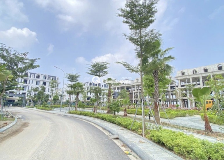  CẦN BÁN GẤP BIỆT THỰ TRUNG TÂM THƯỜNG TÍN – VIEW HỒ, MẶT ĐƯỜNG LỚN 